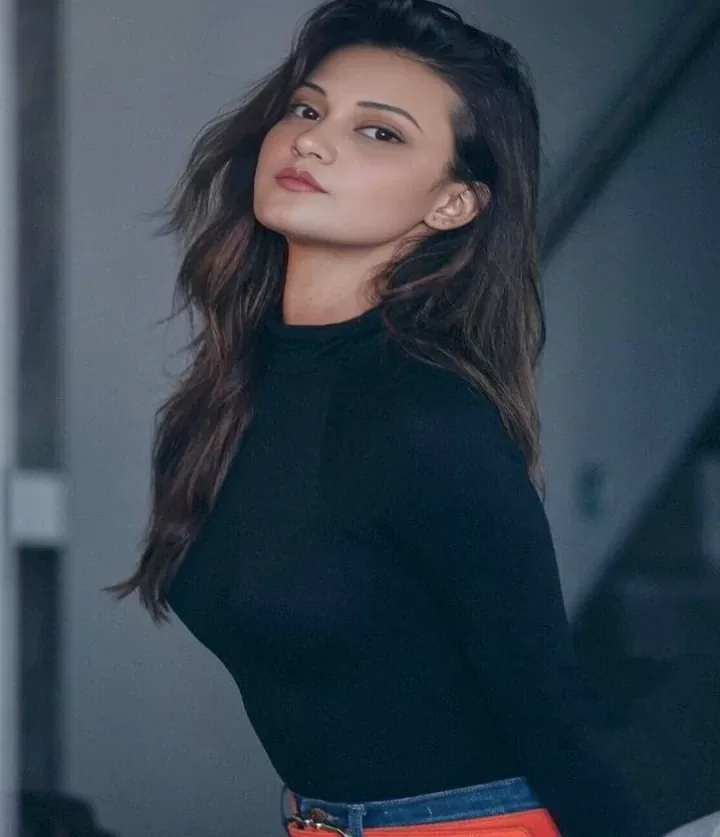 Vergin Model In Black Dress