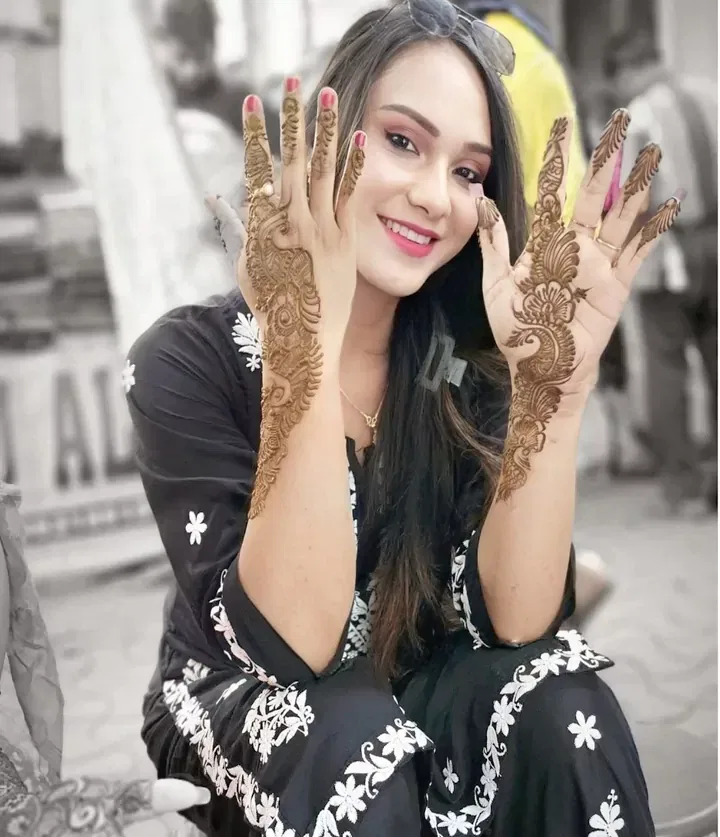 Mohini Call Girl
