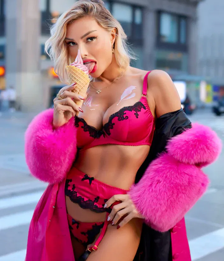 Raveena Escorts Escorts in Harinavi