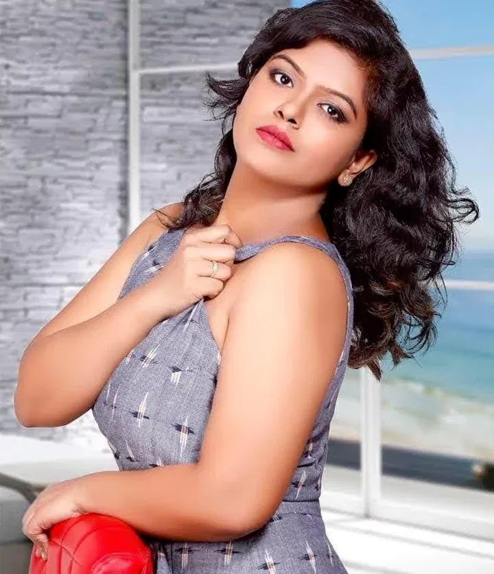 Sonakshi Escorts Escorts in Harinavi