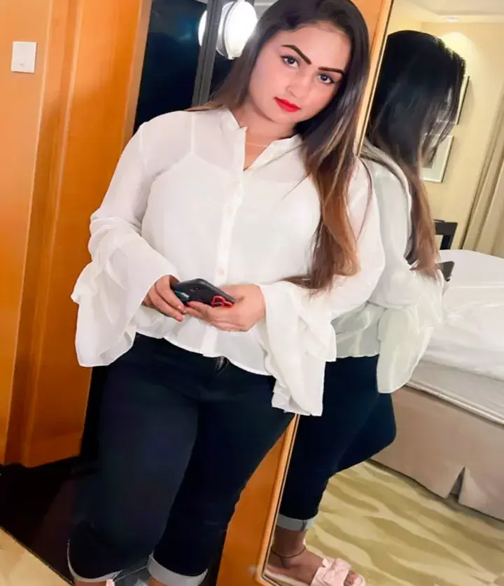 Anika Collge Escorts