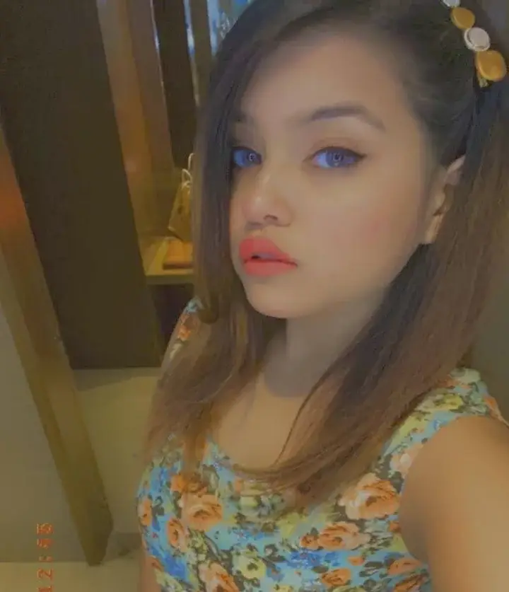 Nargis Call Girl
