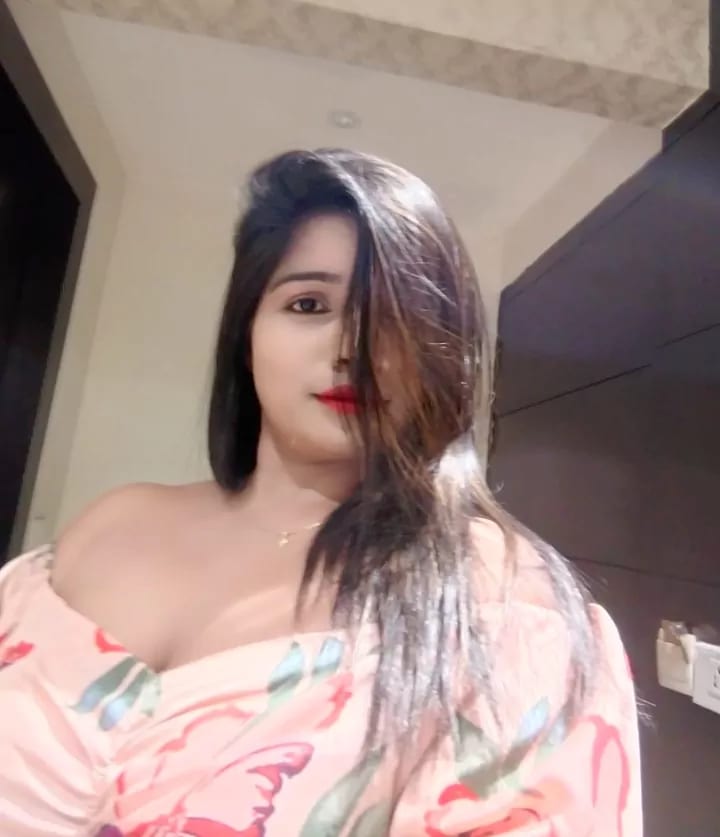 Adya Escorts Hot Look