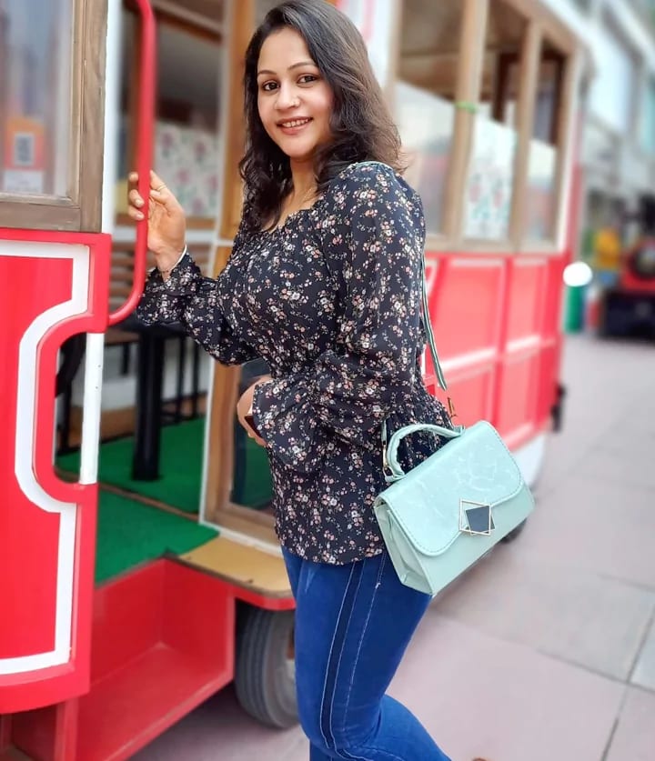 Housewife Anu