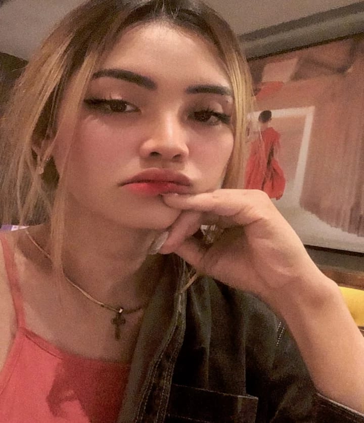 Saloni
